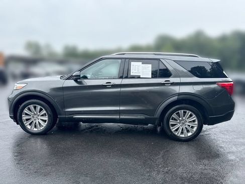 Used 2020 Ford Explorer Limited w/ Hybrid Equipment Group 310A AWD/4WD image 5