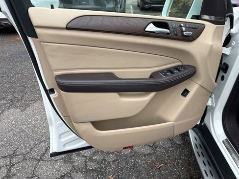 Used 2017 Mercedes-Benz GLE 350 image 13