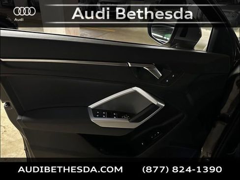 Certified 2025 Audi Q3 2.0T Premium w/ Convenience Package image 14