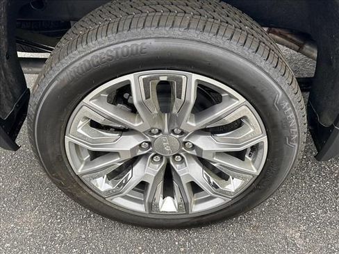 New 2026 GMC Sierra 1500 Denali w/ Denali Reserve Package AWD/4WD image 13