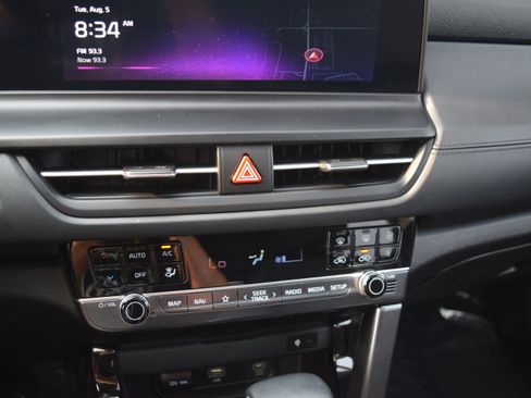 Used 2024 Kia Seltos EX image 15