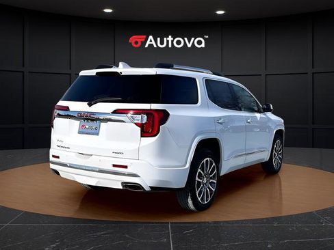Used 2023 GMC Acadia Denali w/ Denali Technology Package AWD/4WD image 4