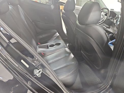 Used 2013 Hyundai Veloster Turbo w/ Ultimate Pkg image 25