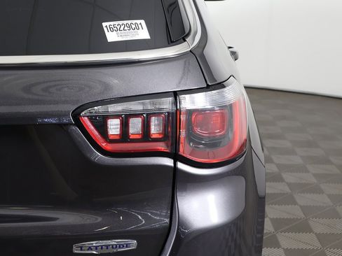 Used 2020 Jeep Compass Latitude w/ Cold Weather Group image 13