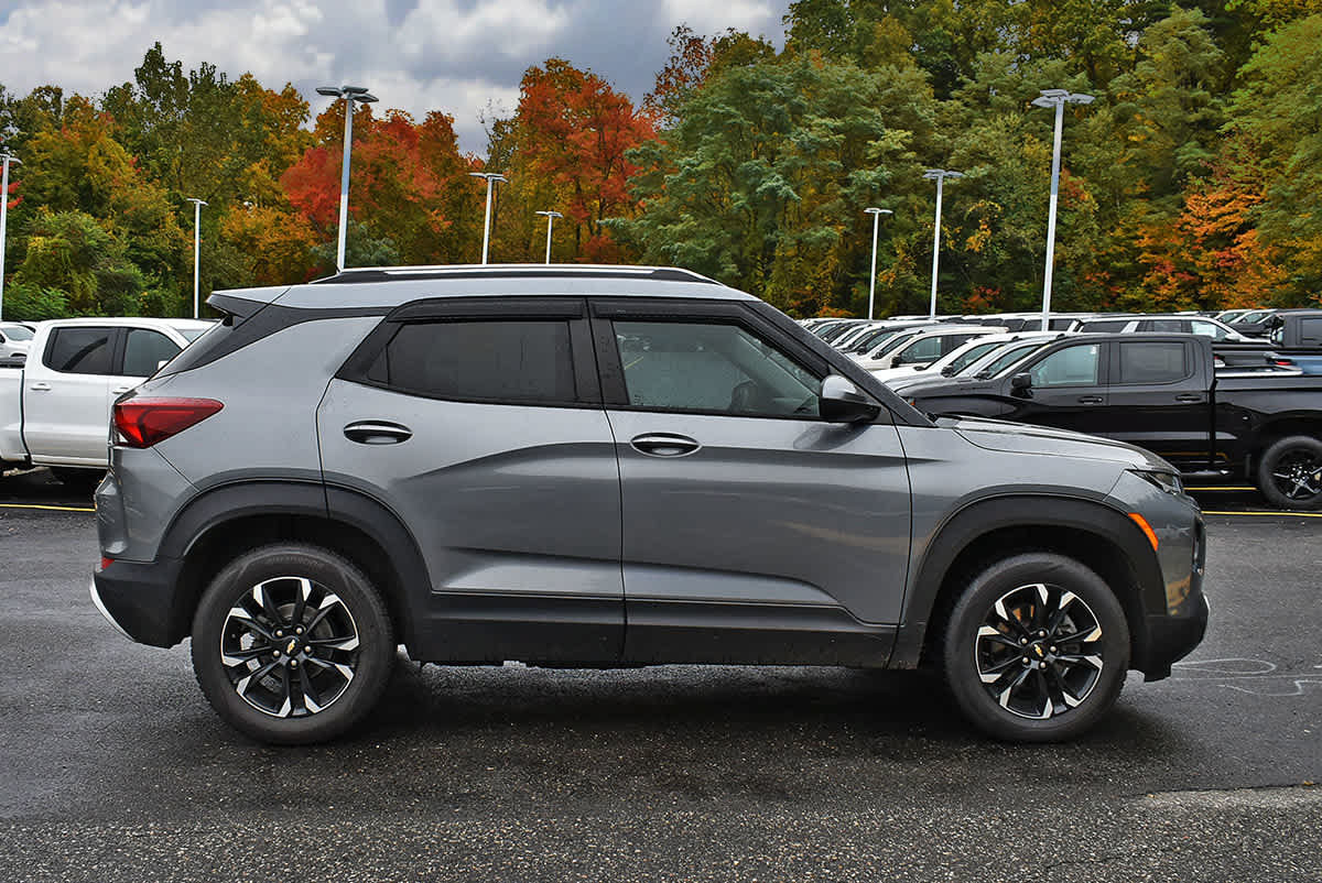 Used 2022 Chevrolet TrailBlazer LT AWD/4WD image 6