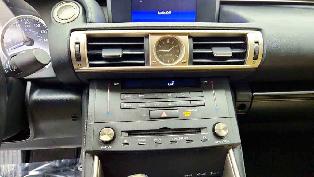 Used 2016 Lexus IS 200t RWD image 18