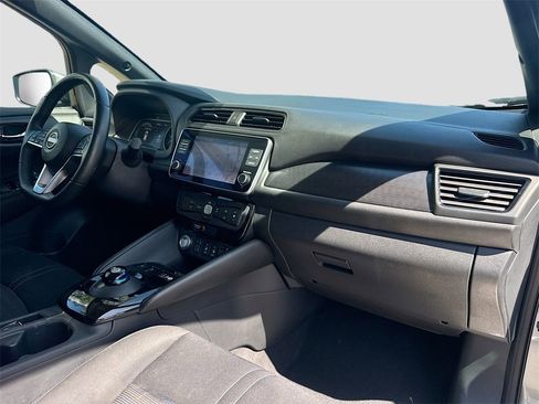 Used 2023 Nissan Leaf SV Plus image 31