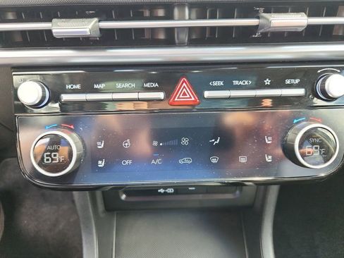 Used 2025 Hyundai Tucson Limited image 29