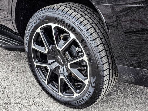 Certified 2024 Chevrolet Tahoe RST image 11