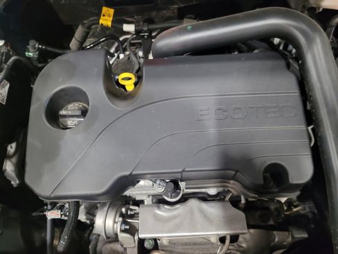 Used 2024 Chevrolet Equinox LS w/ LS Convenience Package image 30