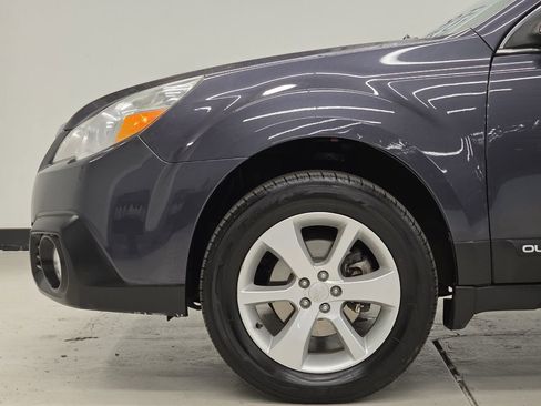 Used 2013 Subaru Outback 2.5i Premium w/ Popular Pkg 1B AWD/4WD image 36