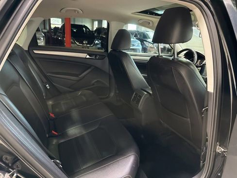 Used 2014 Volkswagen Passat TDI SE FWD image 31