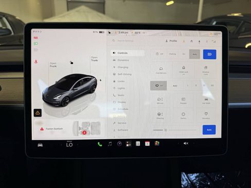 Used 2023 Tesla Model 3 Standard Range RWD image 12