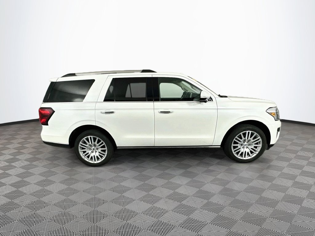 Used 2023 Ford Expedition Limited AWD/4WD image 11