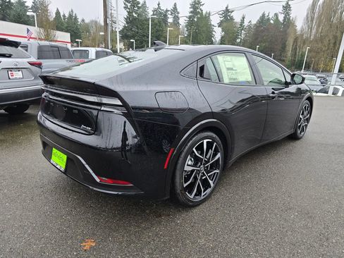 New 2026 Toyota Prius Plug-In Hybrid image 7