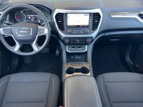 Used 2023 GMC Acadia SLE w/ Driver Convenience Package FWD image 16