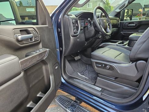 Used 2022 Chevrolet Silverado 3500 LTZ w/ LTZ Premium Package AWD/4WD image 22