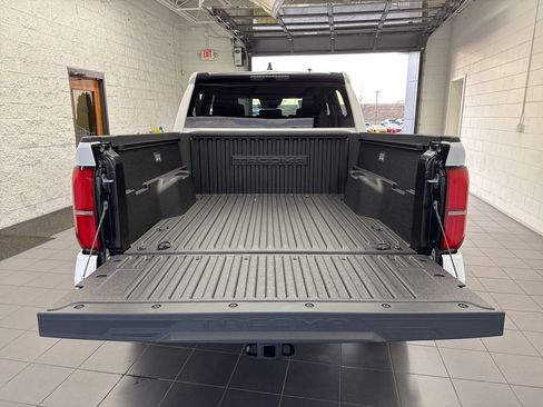 New 2026 Toyota Tacoma SR5 image 10