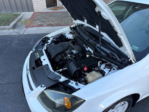 Used 2005 Chevrolet Cobalt LS image 29