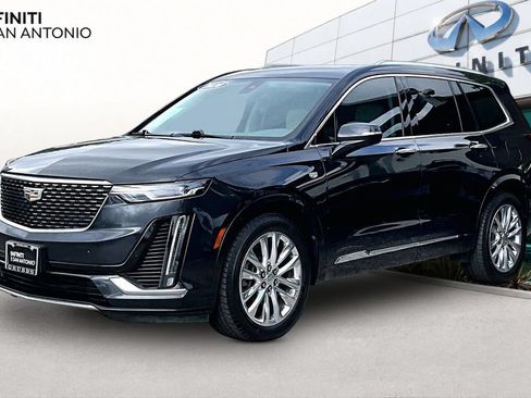 Used 2020 Cadillac XT6 Premium Luxury FWD image 12