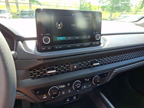 Certified 2023 Honda Accord EX image 23