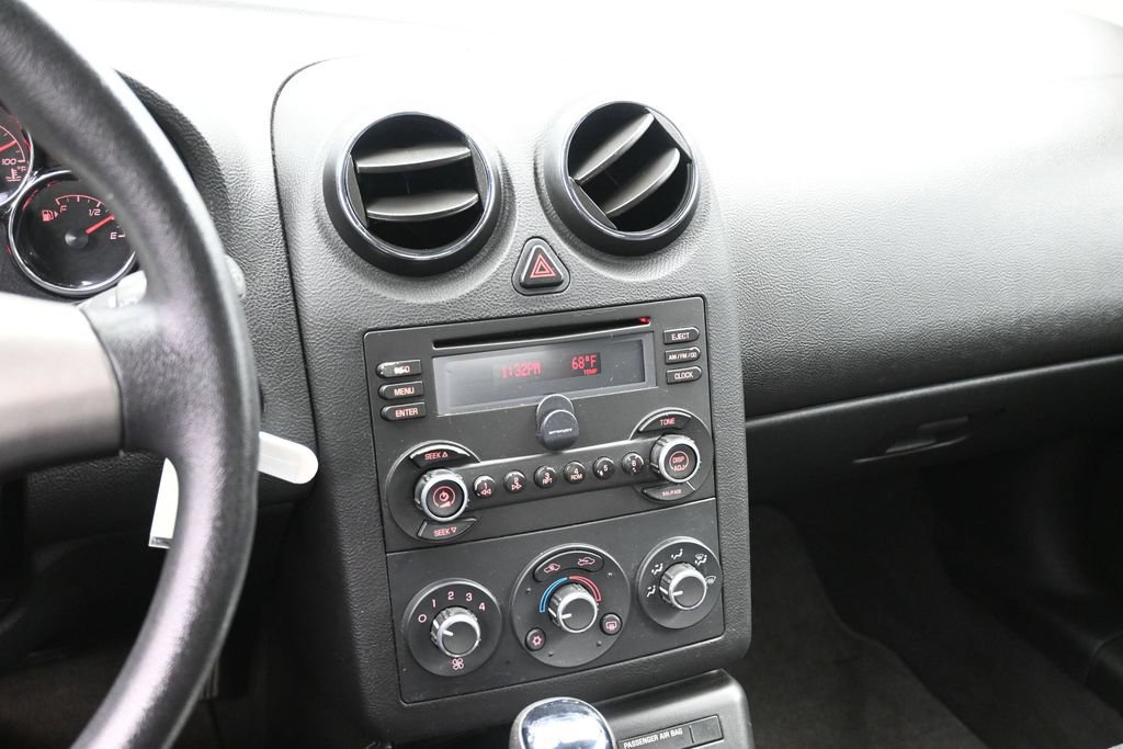 Used 2007 Pontiac G6 Sedan w/ Sport Package FWD image 13