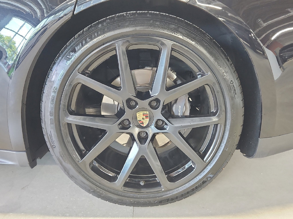 Used 2025 Porsche Panamera 4 AWD/4WD image 10