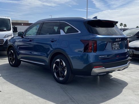 New 2026 Kia Sorento EX FWD image 5