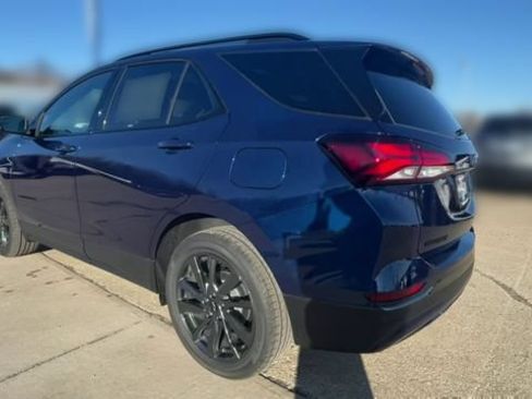 Used 2023 Chevrolet Equinox RS w/ LPO, Floor Liner Package AWD/4WD image 4
