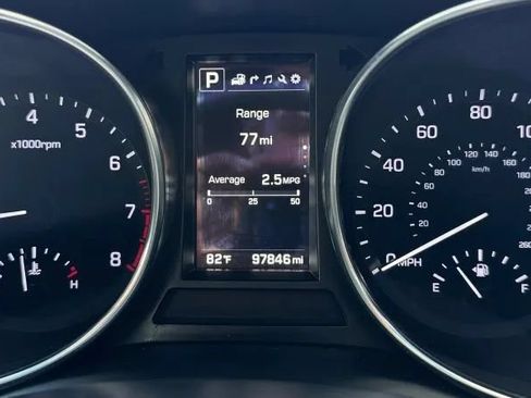 Used 2017 Hyundai Santa Fe Sport w/ Cargo Package FWD image 29