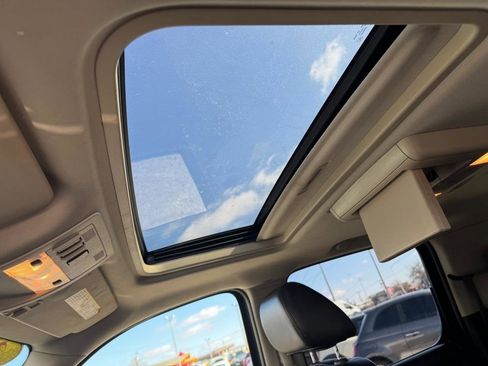 Used 2009 GMC Yukon XL SLT image 20