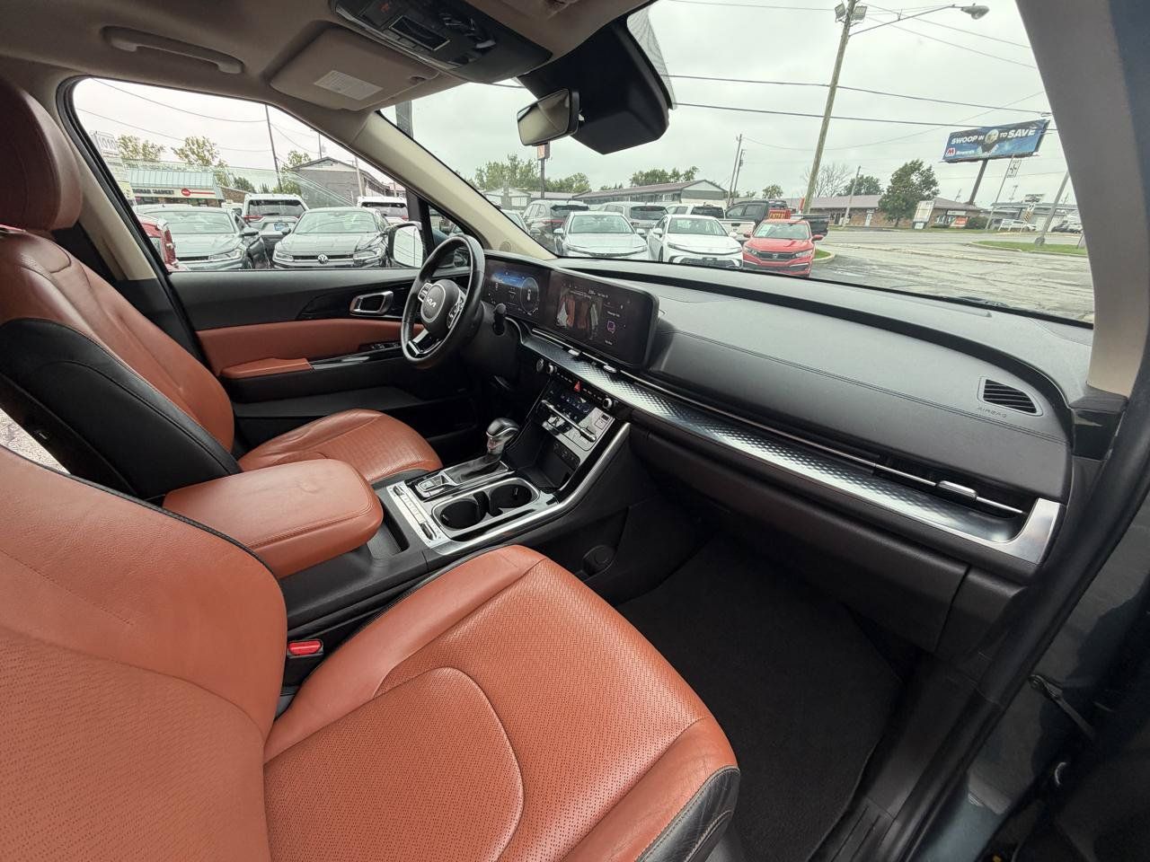 Used 2022 Kia Carnival SX Prestige FWD image 13