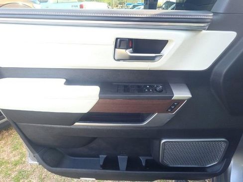 Used 2023 Toyota Sequoia Capstone image 6