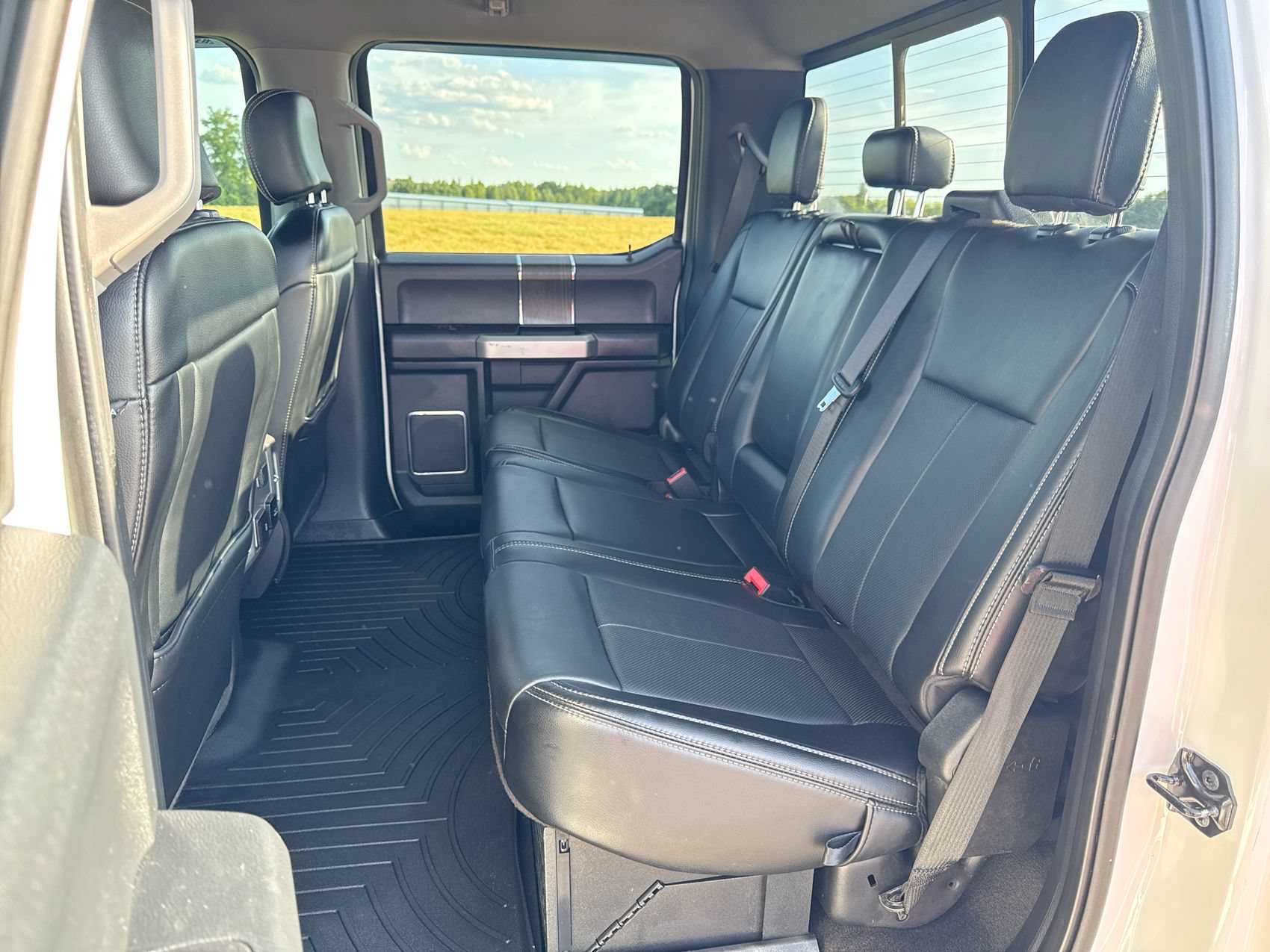 Used 2020 Ford F250 Lariat w/ Chrome Package AWD/4WD image 21