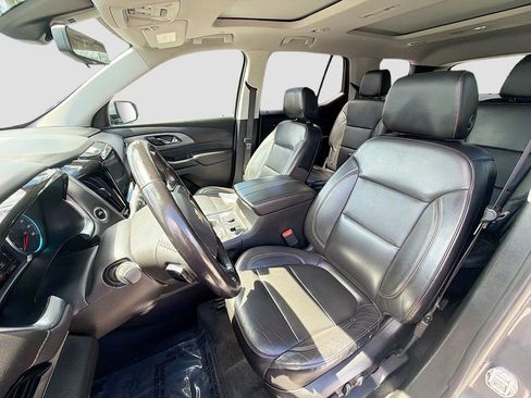 Used 2019 Chevrolet Traverse Premier image 22