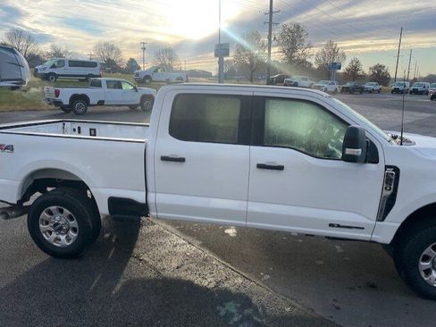 Used 2024 Ford F250 XLT w/ FX4 Off-Road Package image 5
