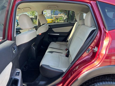 Used 2017 Subaru Crosstrek 2.0i Premium AWD/4WD image 25