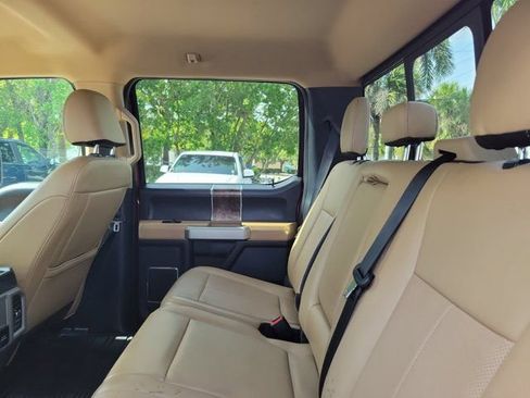 Used 2022 Ford F250 Lariat w/ Lariat Ultimate Package AWD/4WD image 14