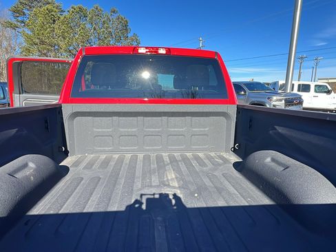Used 2024 RAM 2500 Big Horn w/ Bed Utility Group image 13