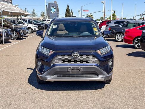 Used 2019 Toyota RAV4 Limited w/ All Weather Liner Package image 6