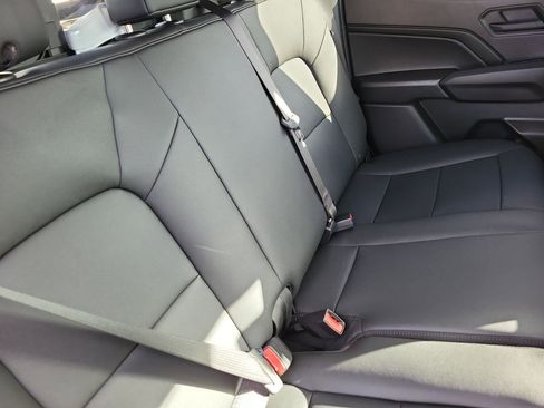 New 2025 Chevrolet Colorado Trail Boss w/ Midnight Edition image 32