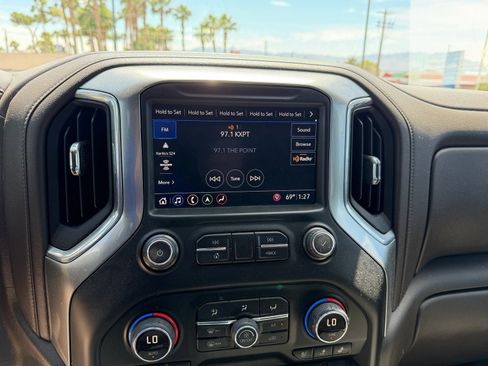 Used 2019 Chevrolet Silverado 1500 LTZ w/ LTZ Plus Package RWD image 10