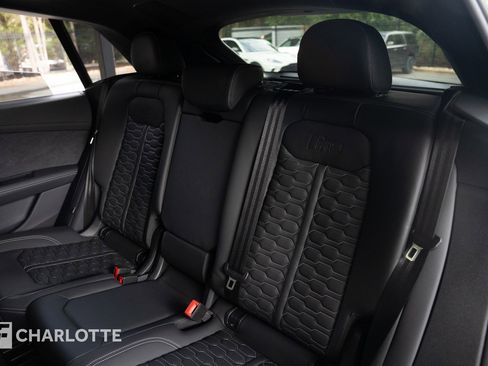 Used 2024 Audi RS Q8 image 32