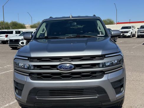 Used 2024 Ford Expedition XLT image 7