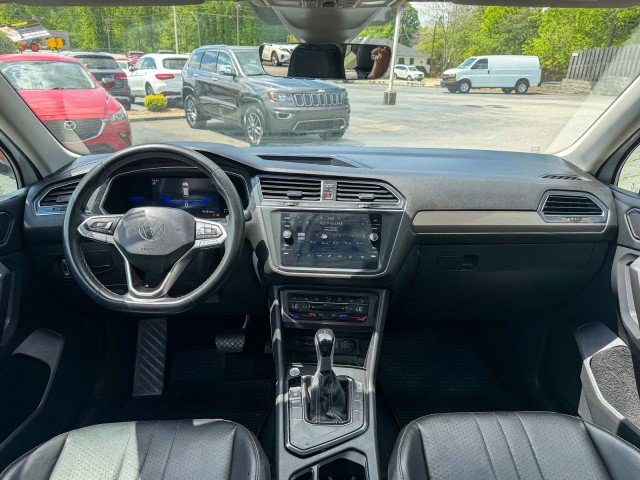Used 2022 Volkswagen Tiguan SE FWD image 8