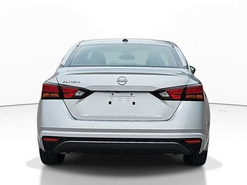 New 2026 Nissan Altima 2.5 SV FWD image 6