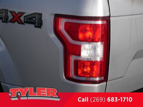Used 2018 Ford F150 XLT w/ Equipment Group 302A Luxury AWD/4WD image 14