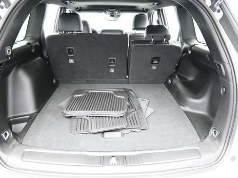 Used 2024 Jeep Grand Cherokee Altitude image 25