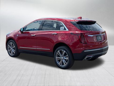Used 2026 Cadillac XT5 Premium Luxury w/ LPO, Floor Liner Package AWD/4WD image 4