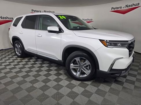 Certified 2024 Honda Pilot EX-L image 1